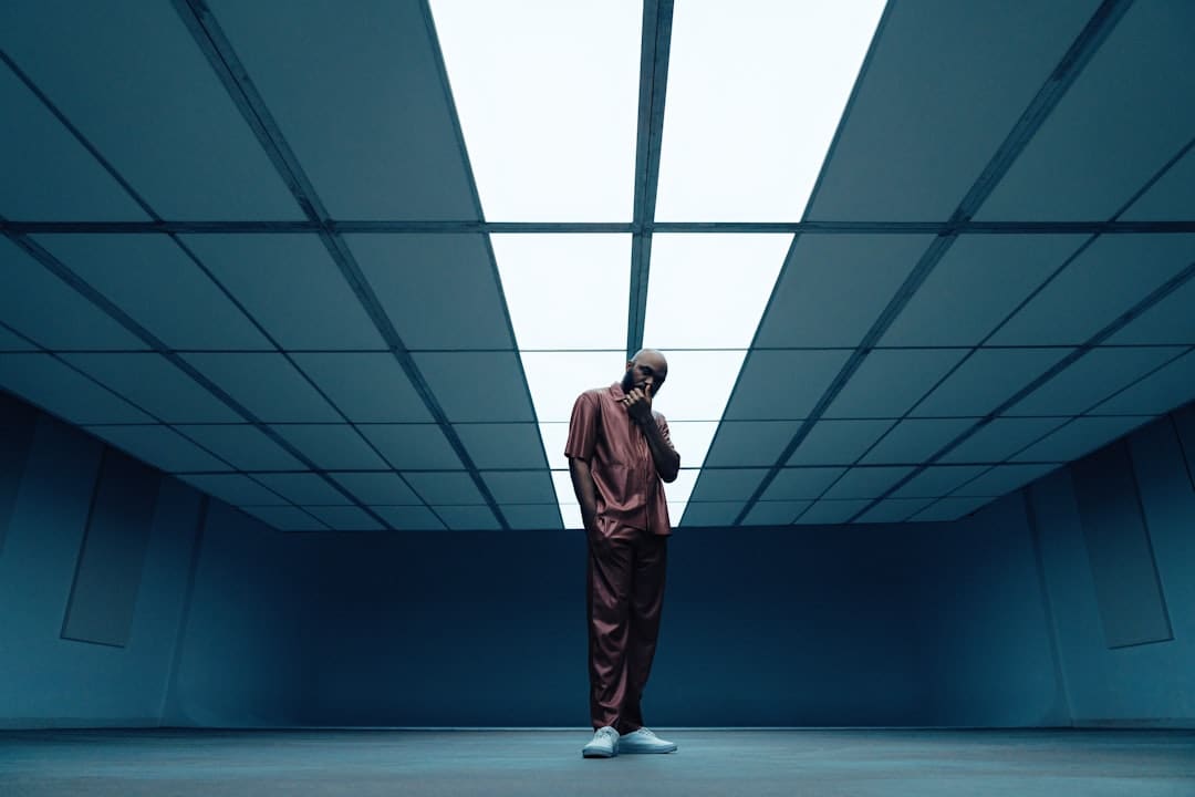 预订利率又要下降啦？普通人该咋办？